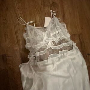♥️ MEDIUM Atelier Victoria's Secret Bridal Lace & Silk Midi Slip Dress